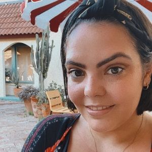 Meet your Posher, Jenn